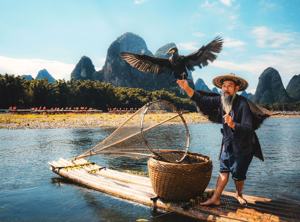 金賞桂林8日、灕江陽朔梯田深度之旅加碼贈雙秀【無購物無自費VIP三排椅】